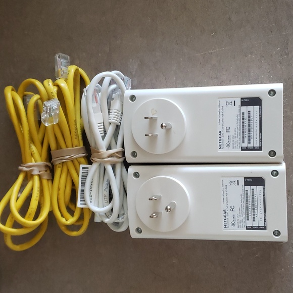 Net gear powerline adapter kit - Picture 2 of 2
